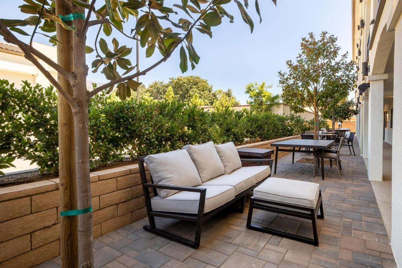 Hotel Huntington Duarte Экстерьер фото