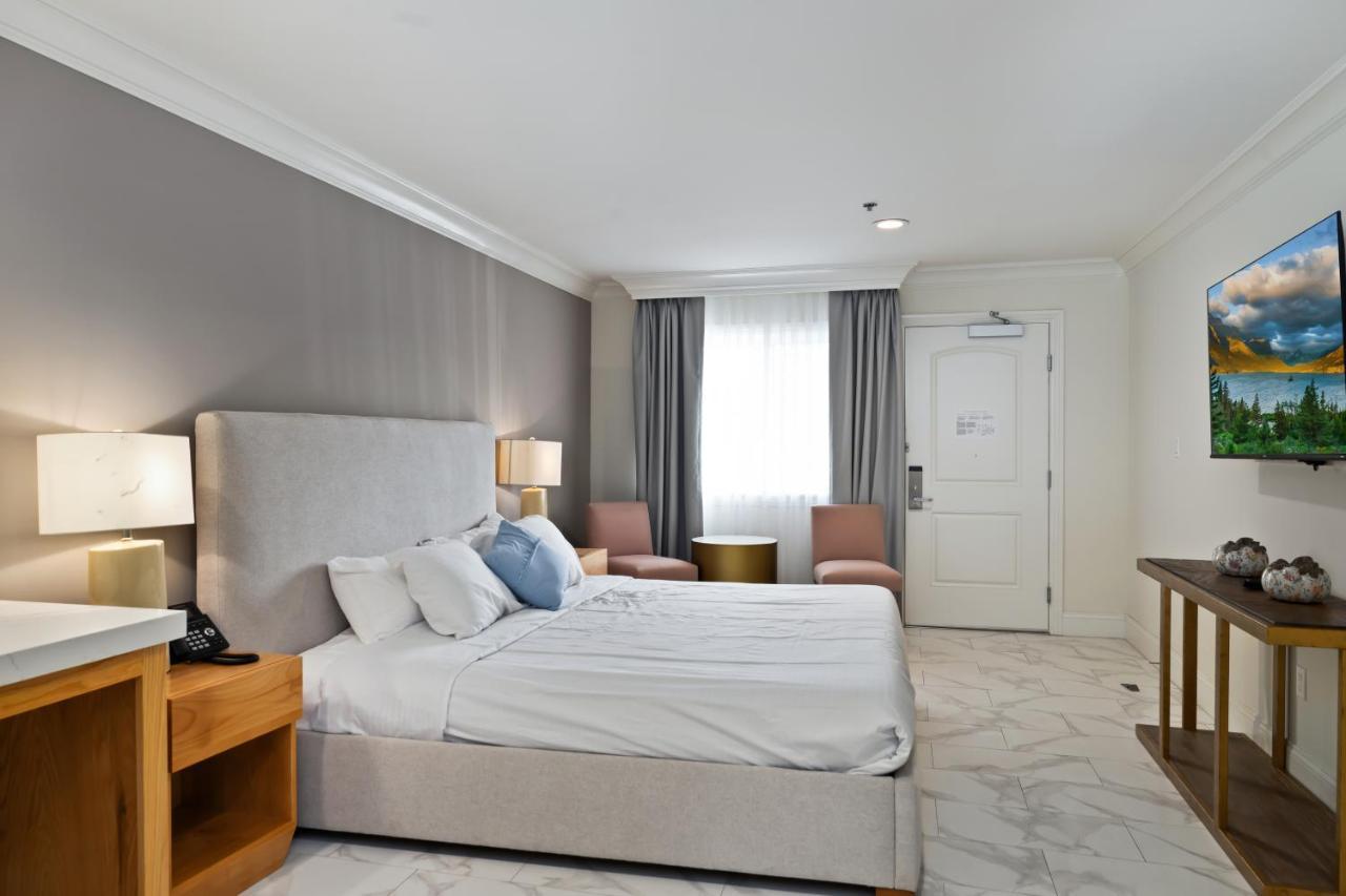 Hotel Huntington Duarte Экстерьер фото