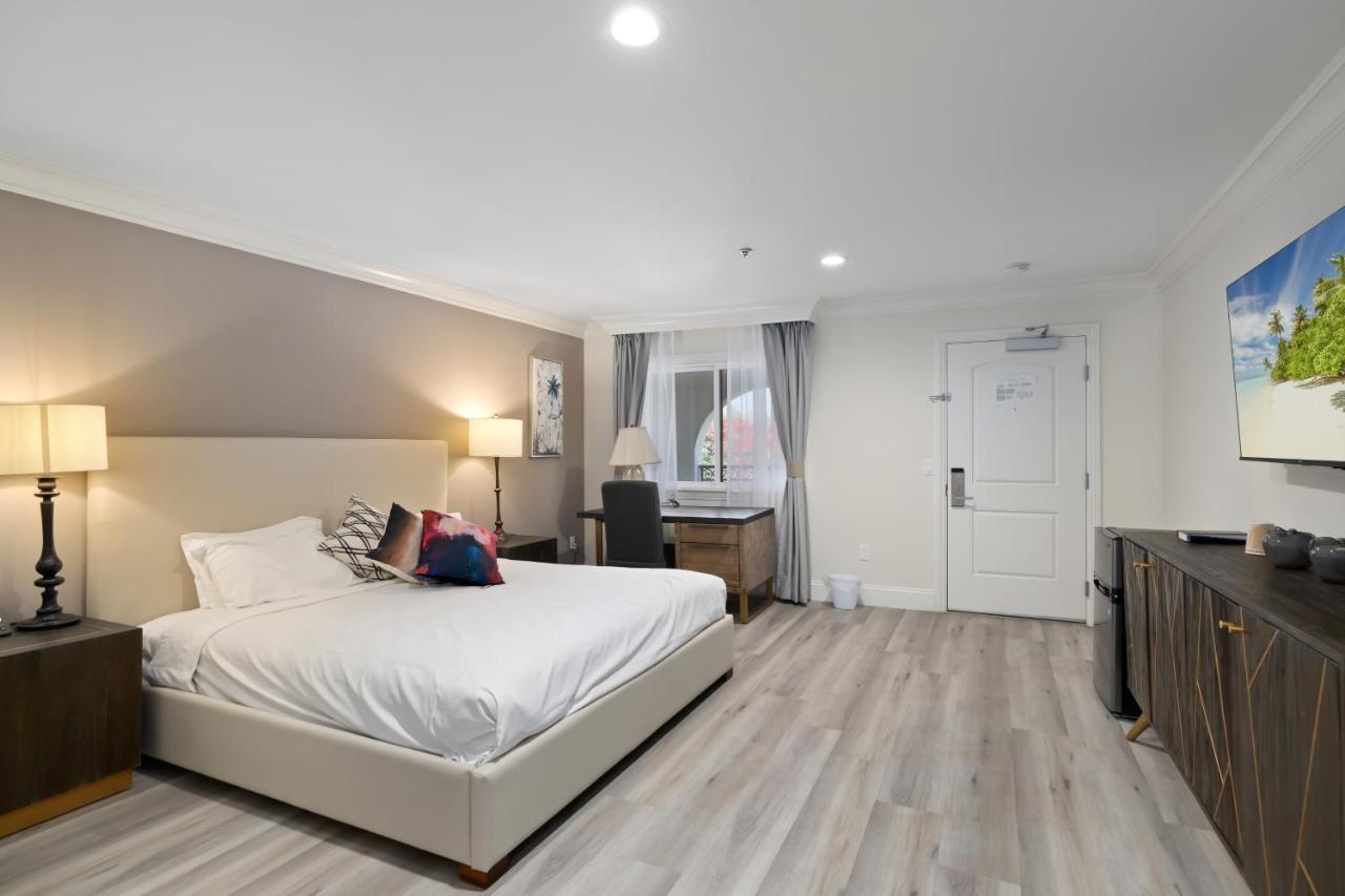 Hotel Huntington Duarte Экстерьер фото
